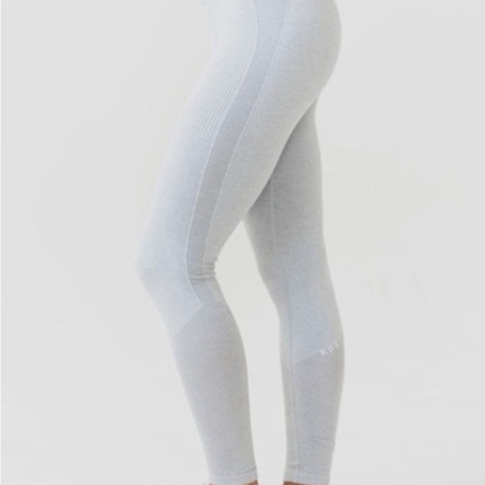 Acta Wear Gray Seamless Leggings